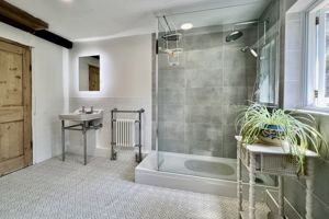 Photo 18- click for photo gallery